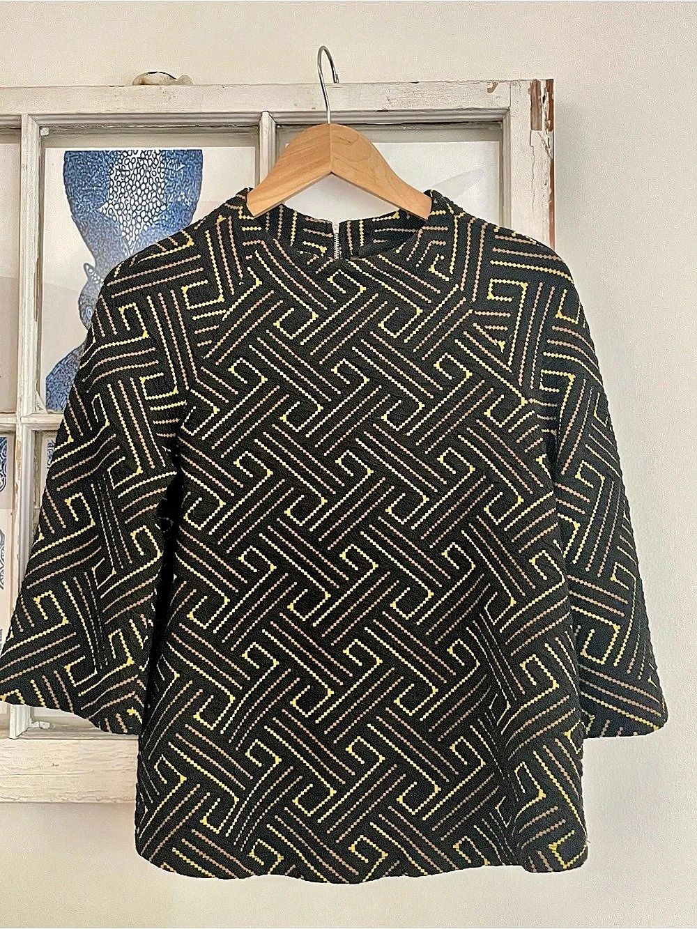 W5 Anthropologie Geometric Blouse in Black & Yellow Size Small